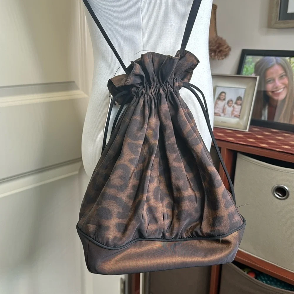 Mycra Pac Leopard Print Bucket Drawstring Handbag